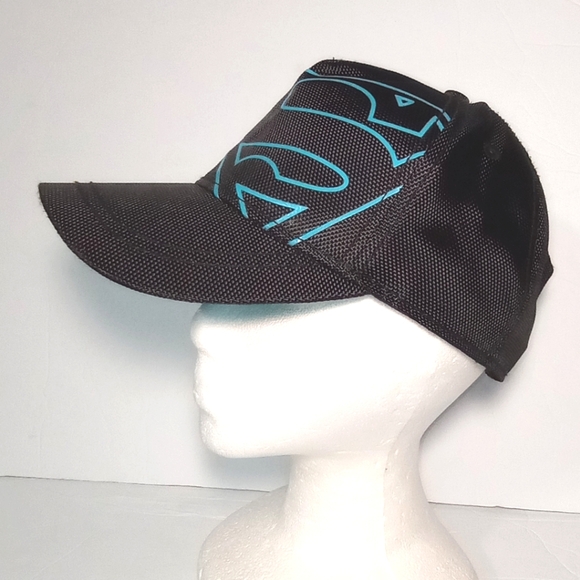 Superman Logo Offset Reflective DC Comics Adjustable Youth Snapback Cap Hat OSFM - Picture 4 of 9